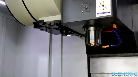 Fresatrice verticale automatica VMC1370 di CNC