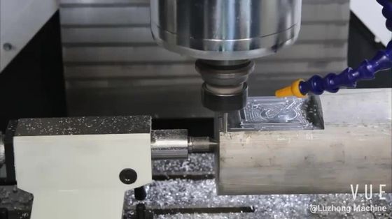 Il CNC da tavolo di alta precisione macina l'asse VMC1580 4 Axis/5