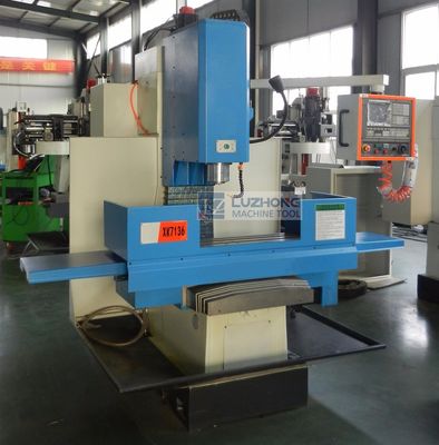 Fresatrice automatica di CNC XK7136 per metallo