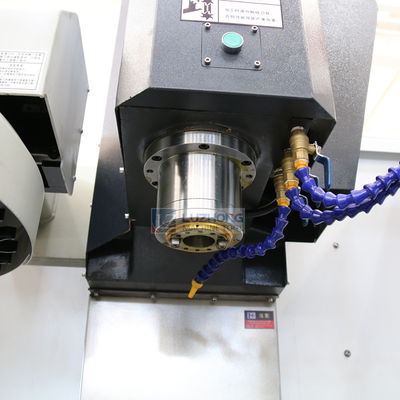 Prezzo del centro di lavorazione di verticale della fresatrice di CNC di VMC650 Cina