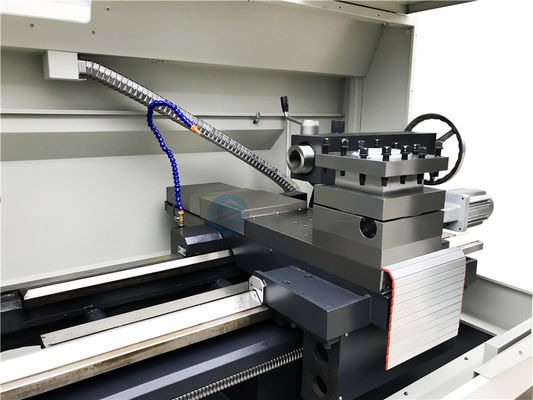 Tornio di CNC di Lathe Machine CK6152E del regolatore di CNC di Syntec del tornio del paese dell'olio di CNC con l'alimentatore di Antivari