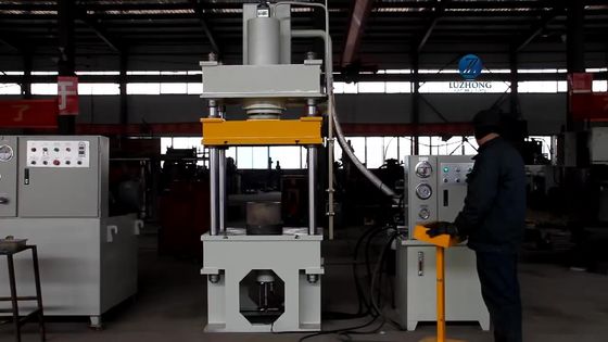 YQ32-200 tre macchina cinese della pressa idraulica della colonna dei fasci quattro