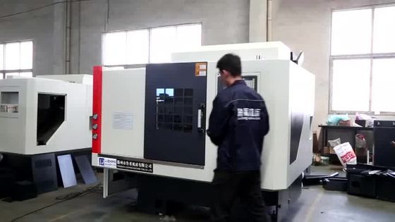 Macchina del tornio di CNC di CNC SCK46 di Torno con l'alimentatore di Antivari